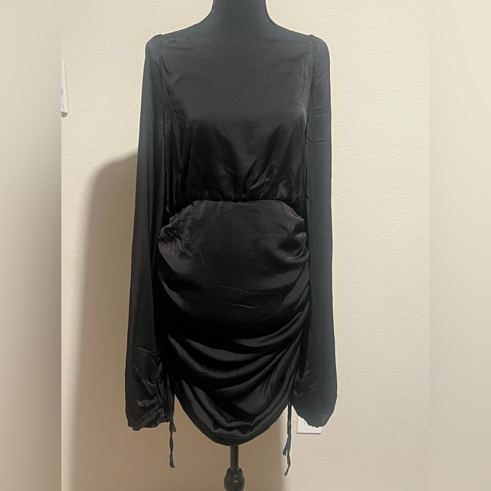 SNDYS Elegant Black Satin Ruched Long Sleeve Dress | Size 8 NWT